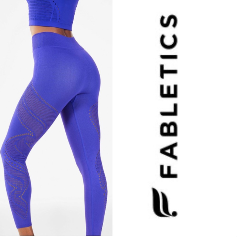 NWT-Fabletics SOLDOUT High-Waisted SculptKnit Logo - Picture 1 of 8
